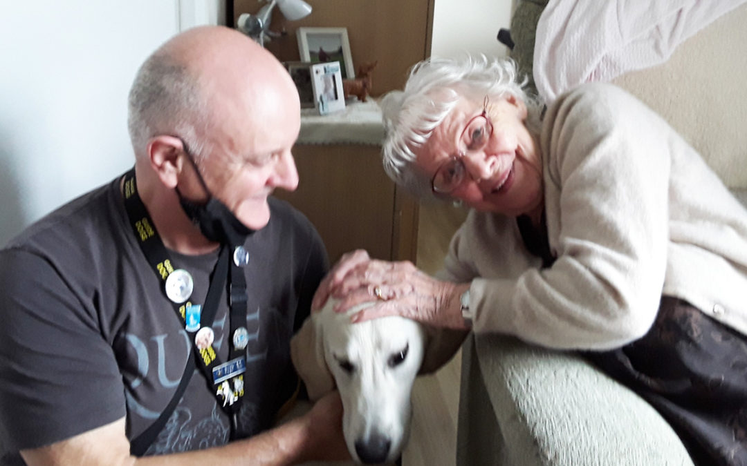 Puppy Lydia visits Meyer House Care Home residents
