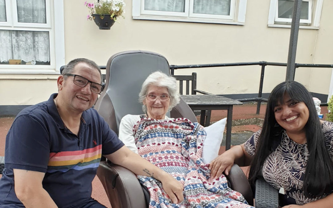 Surprise family visit for Lilian at Meyer House Care Home