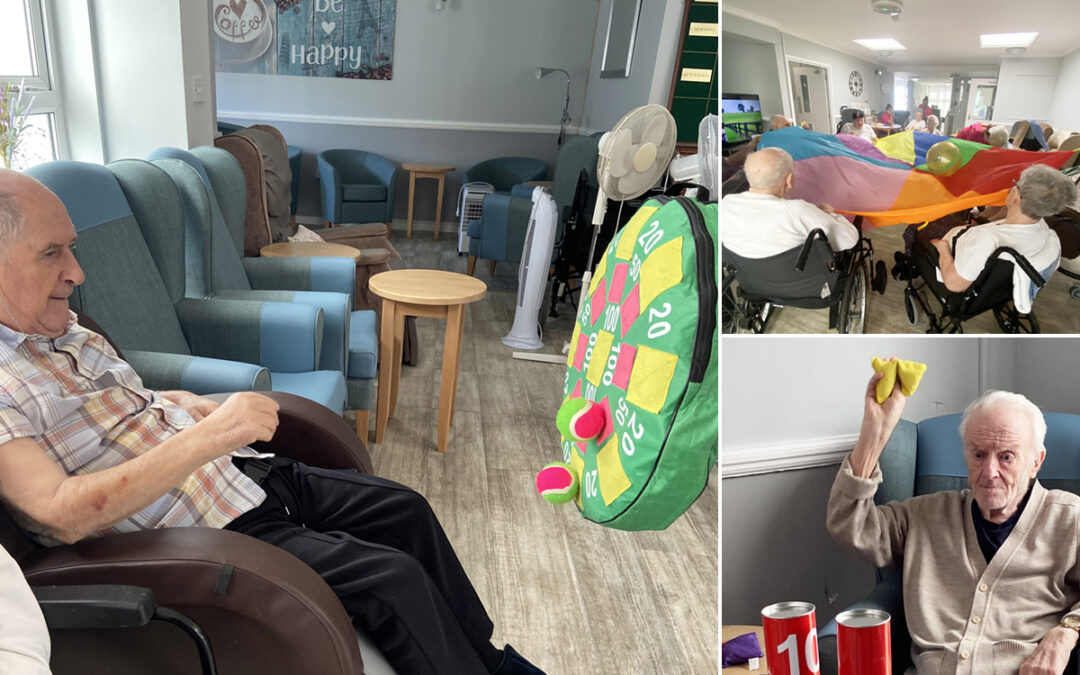 Lounge games and karaoke at Meyer House Care Home