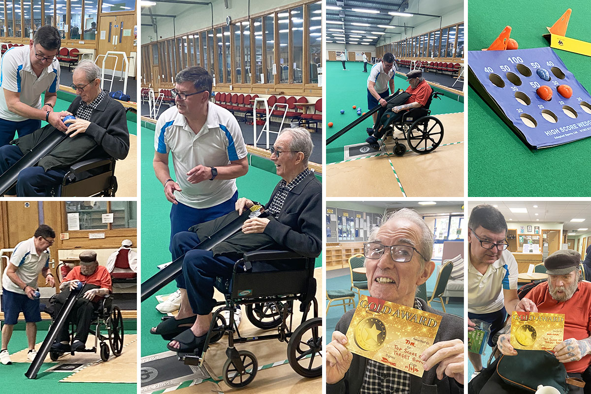 Meyer House Care Home gents visit local bowls centre